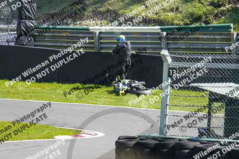 cadwell no limits trackday;cadwell park;cadwell park photographs;cadwell trackday photographs;enduro digital images;event digital images;eventdigitalimages;no limits trackdays;peter wileman photography;racing digital images;trackday digital images;trackday photos